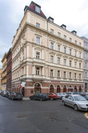 Prague Apartment V Lesicku 8