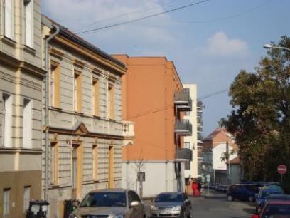 Smichov Apartment With Private Parking Garage