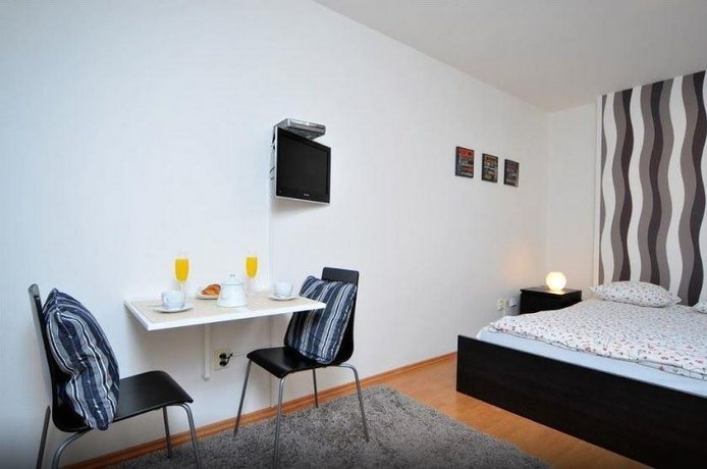 Studio Apartment in Prague With Lift Washing Machine