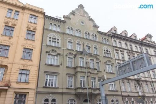 Stylish Modern Apartment close to Charles Bridge and Dancing House by easyBNB