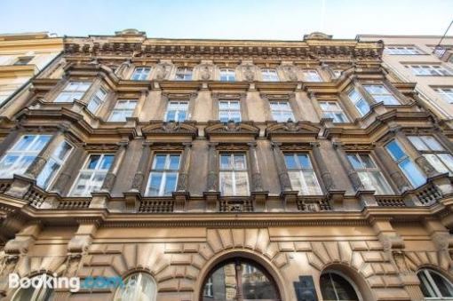 Wenceslas Square Apartments by easyBNB