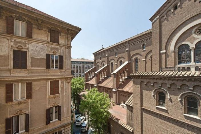 A Home to Rent Barberini