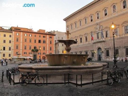 Appartamento Piazza Farnese Rome