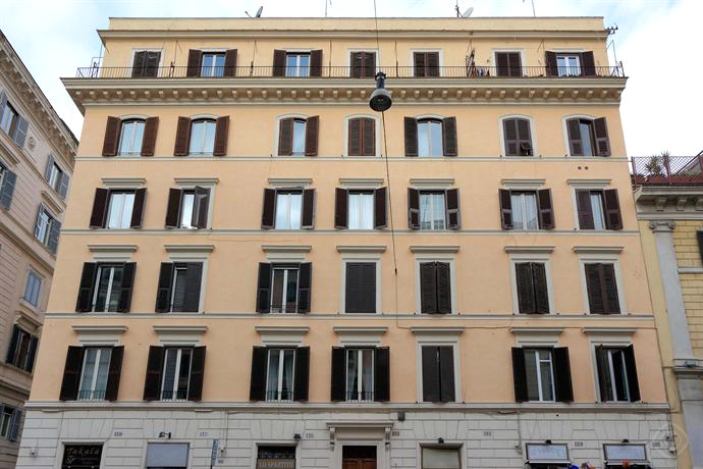 Cavour III apartment Rome