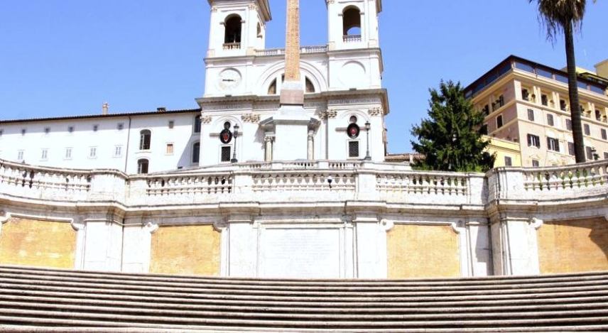 Classicism at Spanish Steps