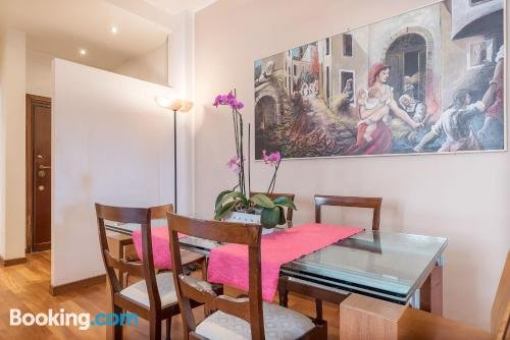 Colosseo & Colle Oppio Charming Apartment