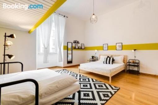 Extra Large Colorful Flat in Central Location