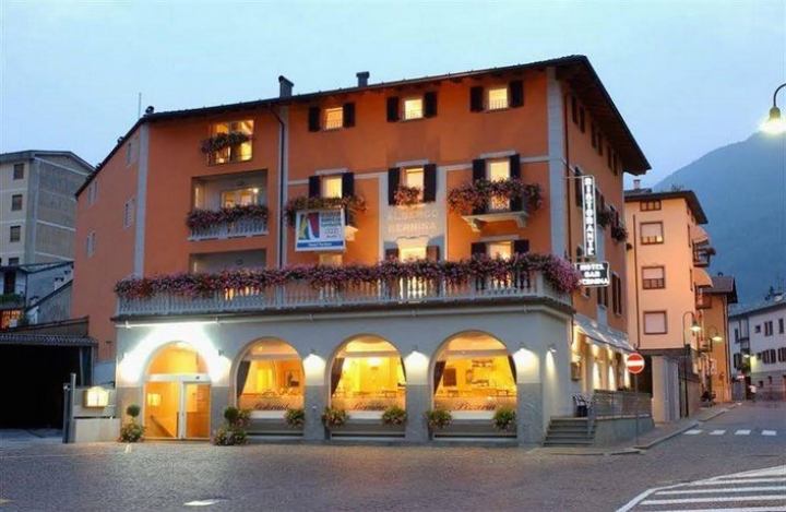 Hotel Bernina Tirano