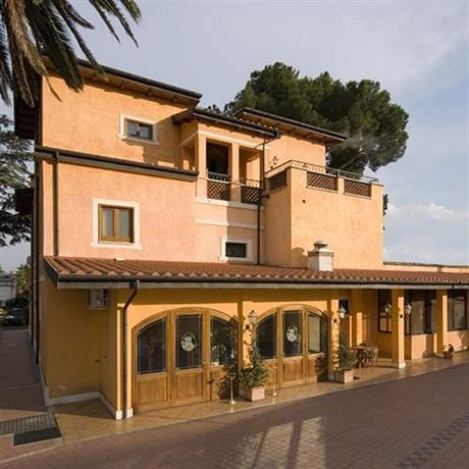 Hotel Villa Plauzi