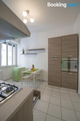 Lovely 3 bed flat in trendy San Giovanni