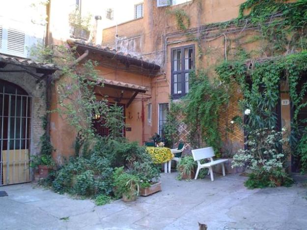 Rome trastevere loft Apartments