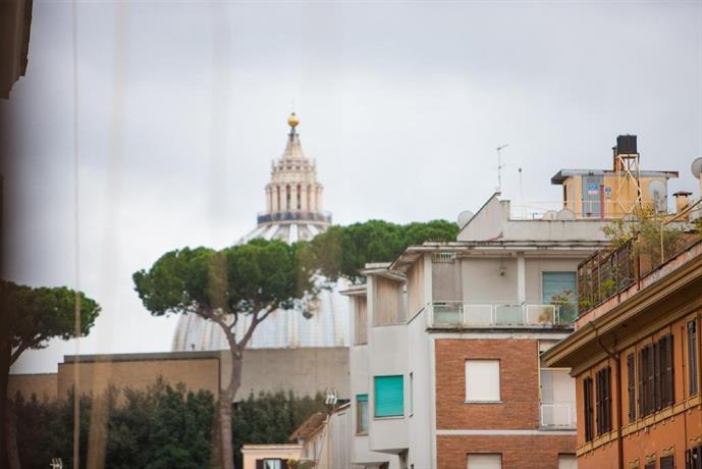 San Peter's View - Faville Roma Apartments