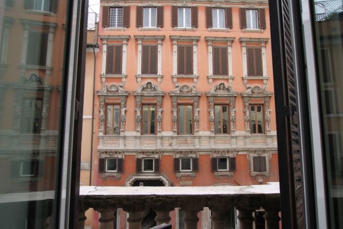 Sleep in Italy - SpanishSteps Apartments