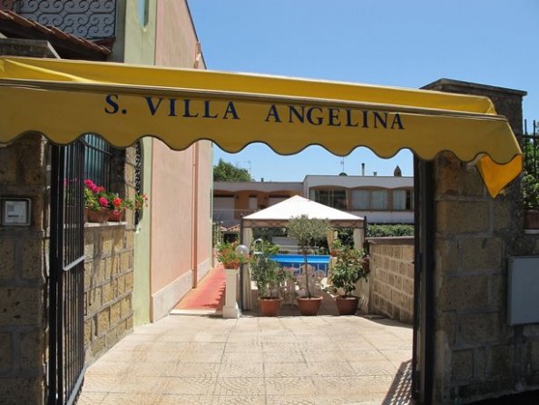 Soggiorno Villa Angelina