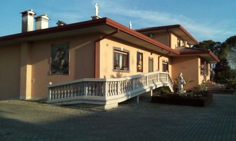 Villa Serafini