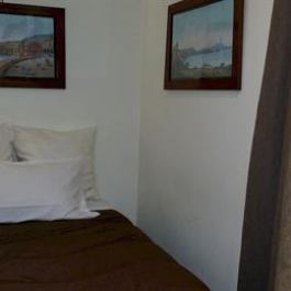 Argentina Suites Inn