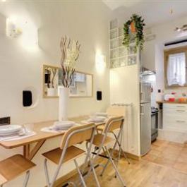 LITTLE GEM apartment up to 4 people Wi Fi A C