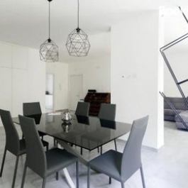 Modern and charmant Apartment Chiaia district