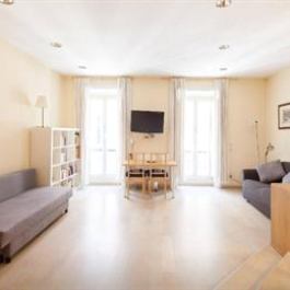 Piazza di Spagna Holiday Home