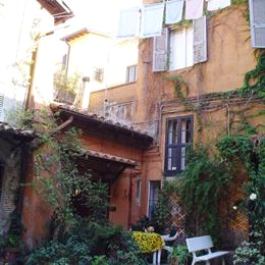 Rome trastevere loft Apartments