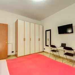 Ruby apartment Free Wi Fi A C up to 7 pax
