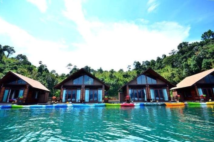 500 Rai Floating Resort