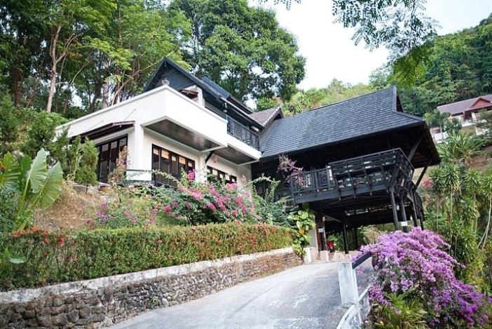Akisol Phuket Patong Villa
