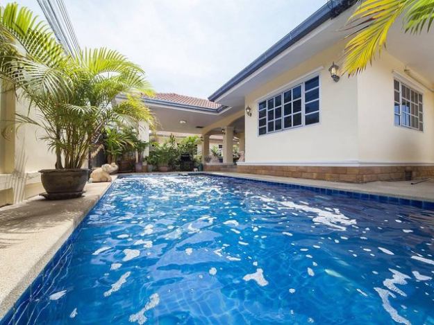 Baan Chokdee 5 Bed Pool Villa near Jomtien Beach in South Pattaya - 46007896