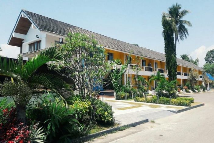 Bang Saphan Resort Hotel