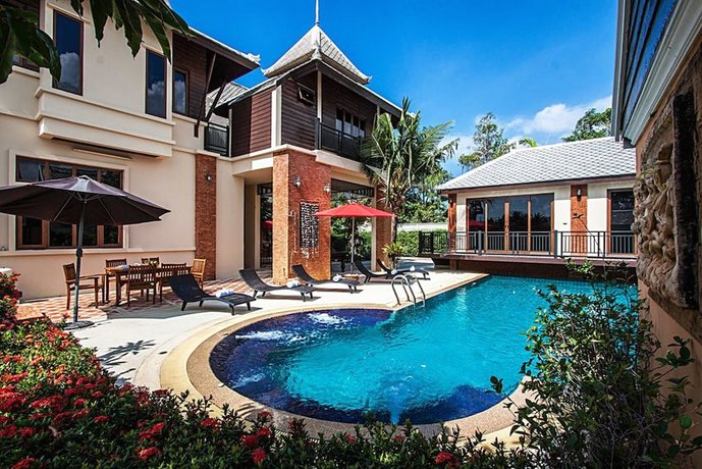 Beverly Thai House Pool Villa