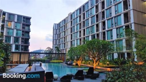 Cozy Oasis Condo in Phuket town- Pool view By PP