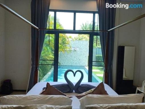 D4 Pool Villa 2 bedroom near Nai Harn Beach Phuket