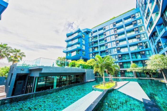 Family 2 bed with Pool View 300 meter from beach and Jomtien Market - 13695704