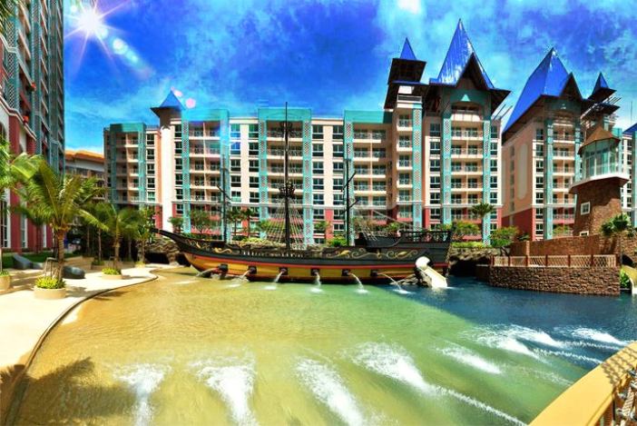 Grande Caribbean Water Park Condo & Resort Pattaya