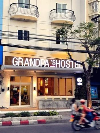 Grandpa's Hostel Bangkok
