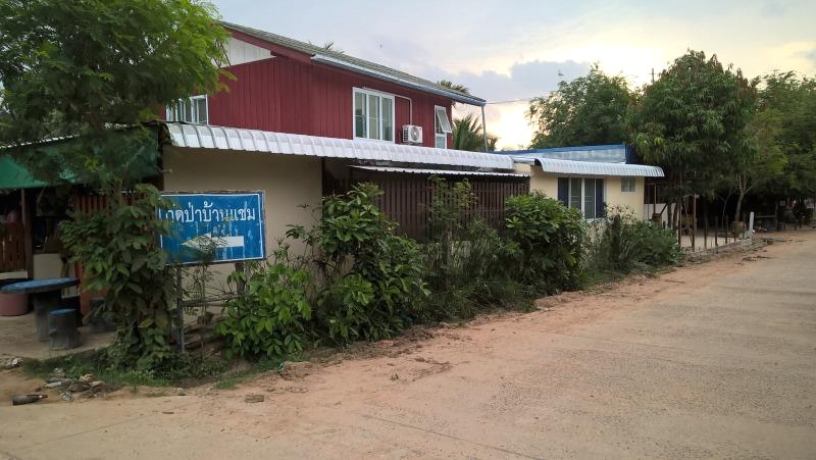 Homestay - central in village in rural Isan