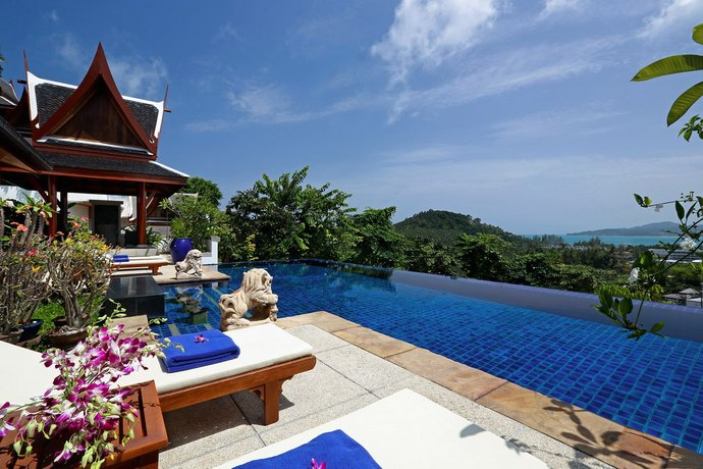 Luxury Thai villa in Surin beach