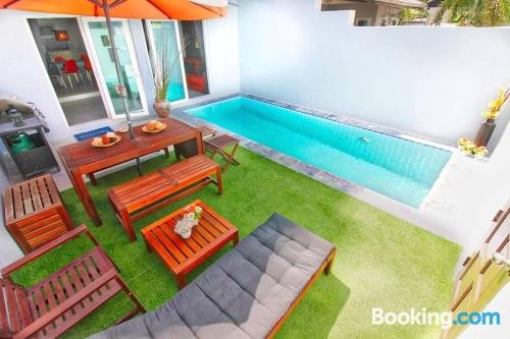 Modern Cozy Villa W/pool & Bbq Area - Near Beach