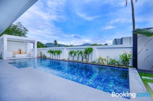 Naiharn Bansuanview Pool villa Phuket