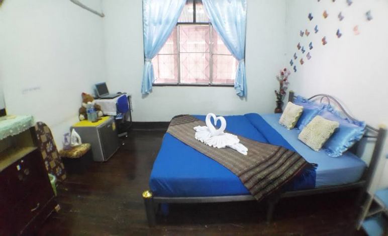 Norachan Guesthouse - Female Only