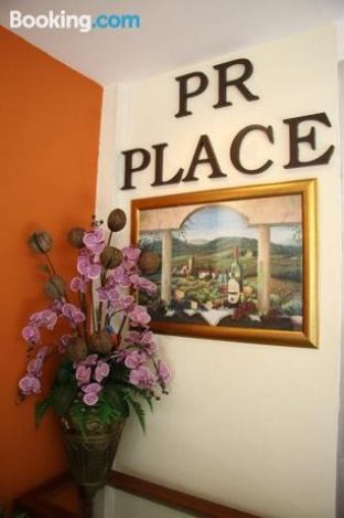 PR Place Hotel