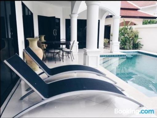 Palm Groove Luxury Villa