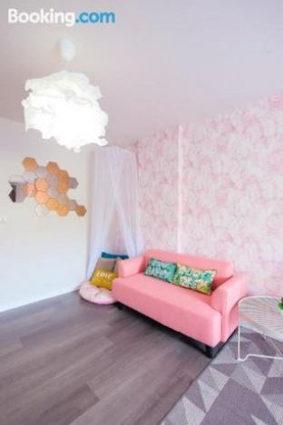 Palm leaf and Pastel pink condo in Phuket town By PP