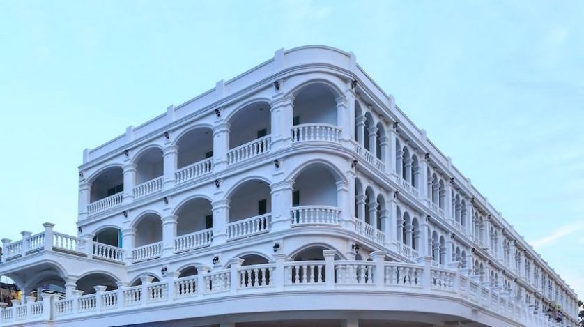 Patong Marina Hotel by Lofty