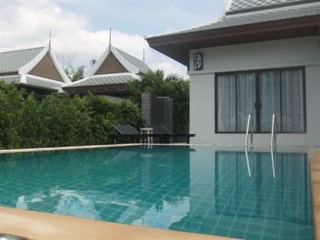 Pimann Buri Luxury Pool Villas Resort