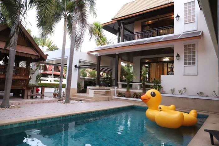 Punnapha Pool Villa Pattaya