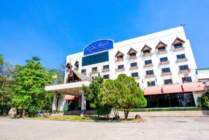 R S Hotel Kanchanaburi