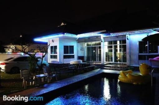 River Side Pattaya by Pn Pool Villa