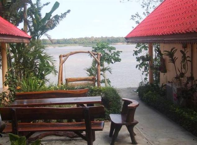 Rojana's Retreat on Mekong