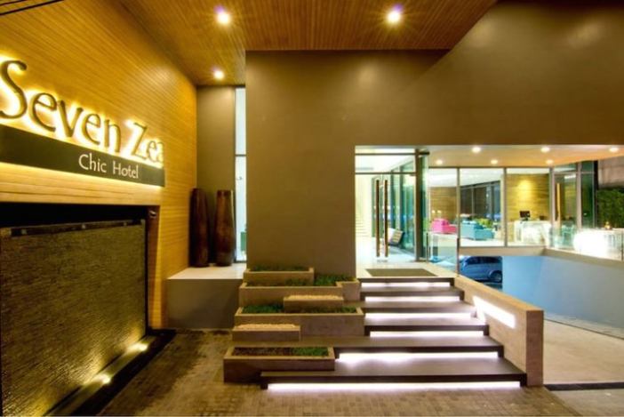 Seven Zea Chic Hotel